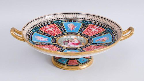 ENGLISH PORCELAIN STEMMED TAZZA FOR