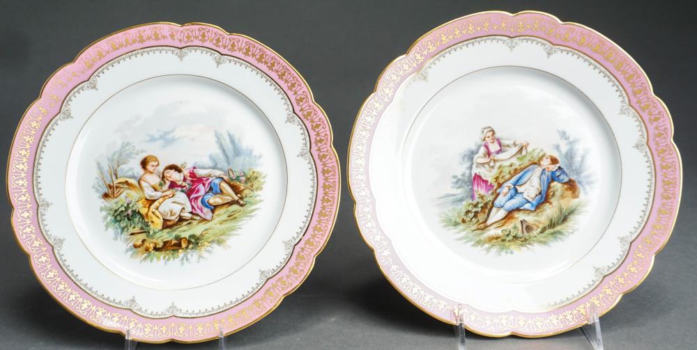 TWO SEVRES TYPE PORCELAIN PICTORIAL 317bd4