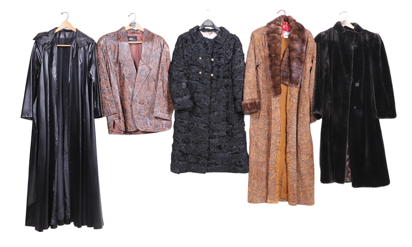 (5) Vintage ladies coats to include