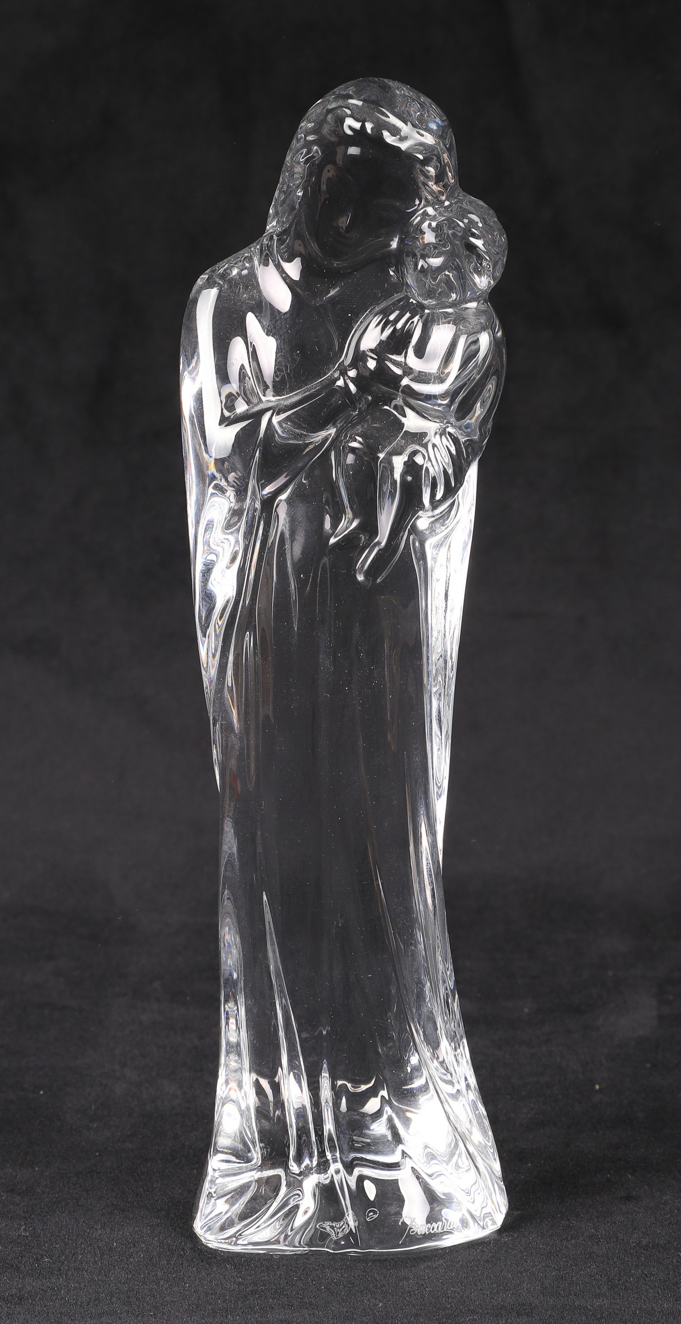 Baccarat crystal Mary and child  317e83