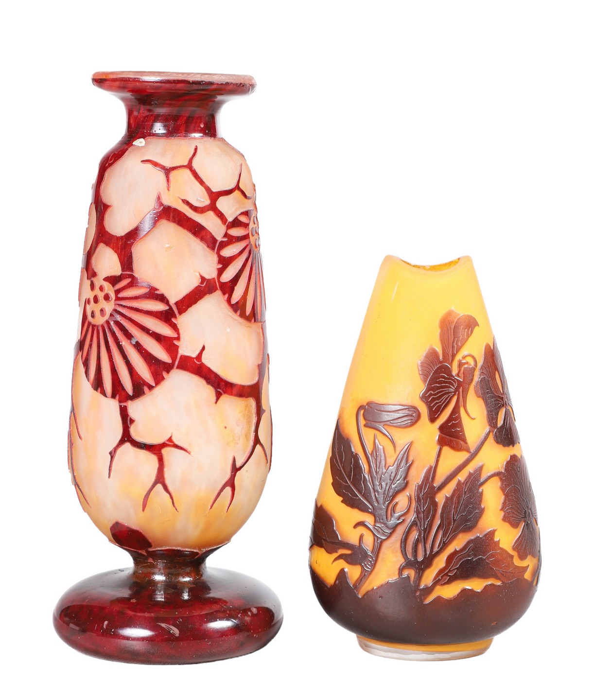  2 Cameo glass vases to include 317ea3