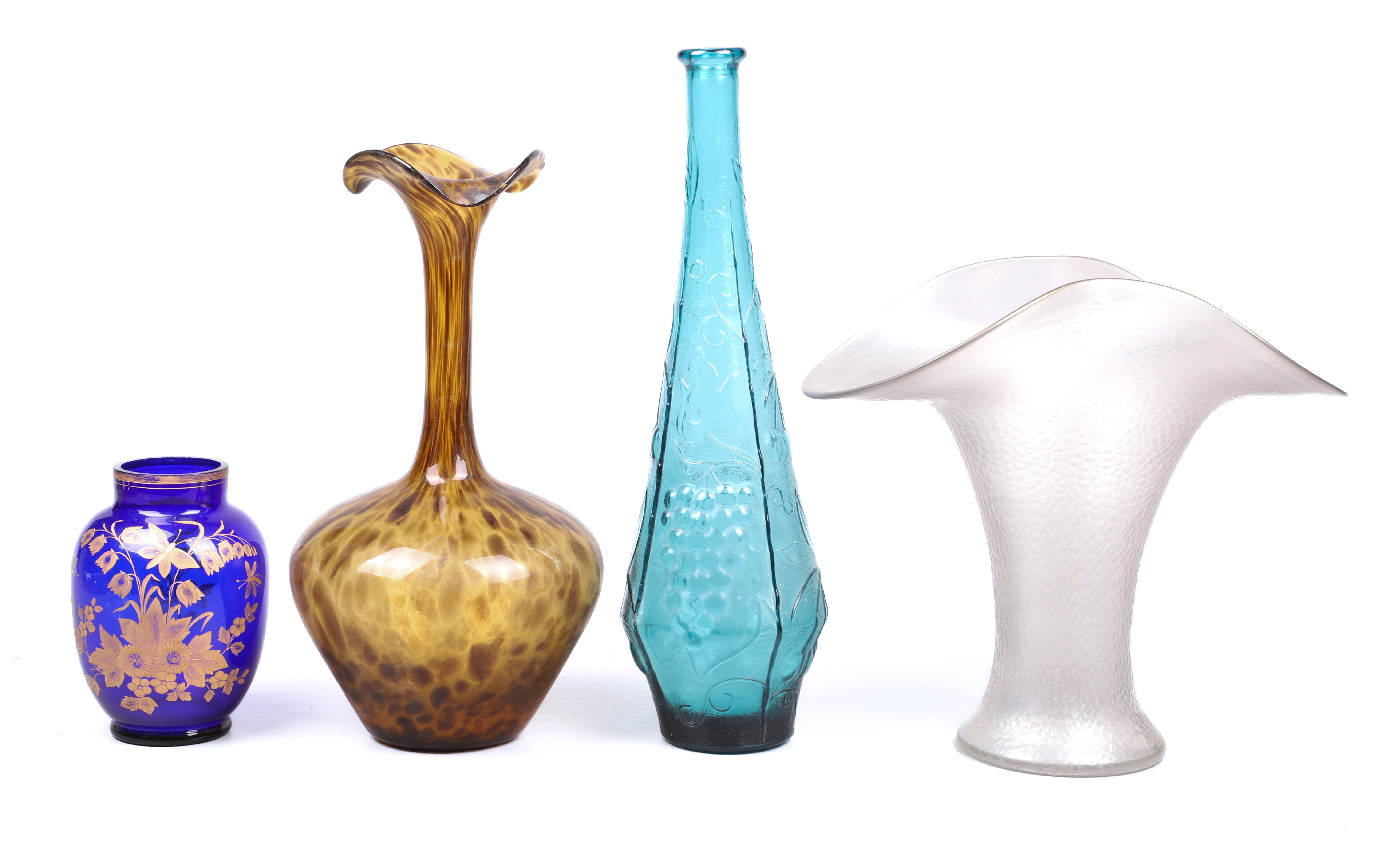 (4) Art glass vases, c/o cobalt