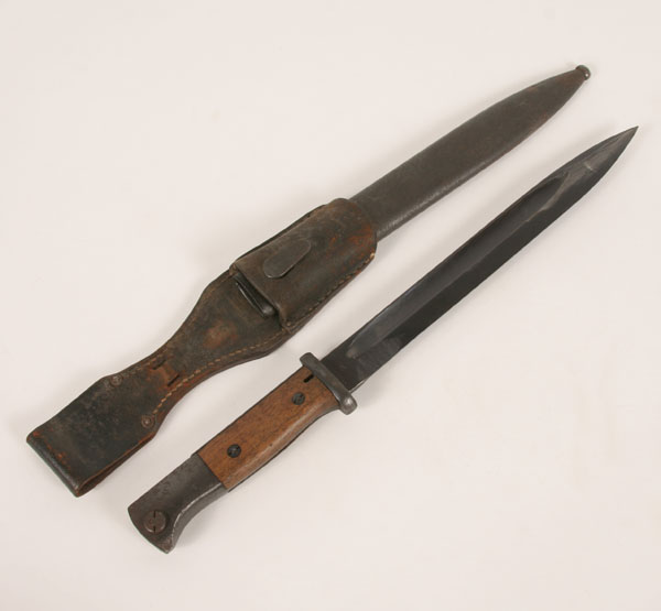 WWII Mauser K 98 bayonet with matching 4f725