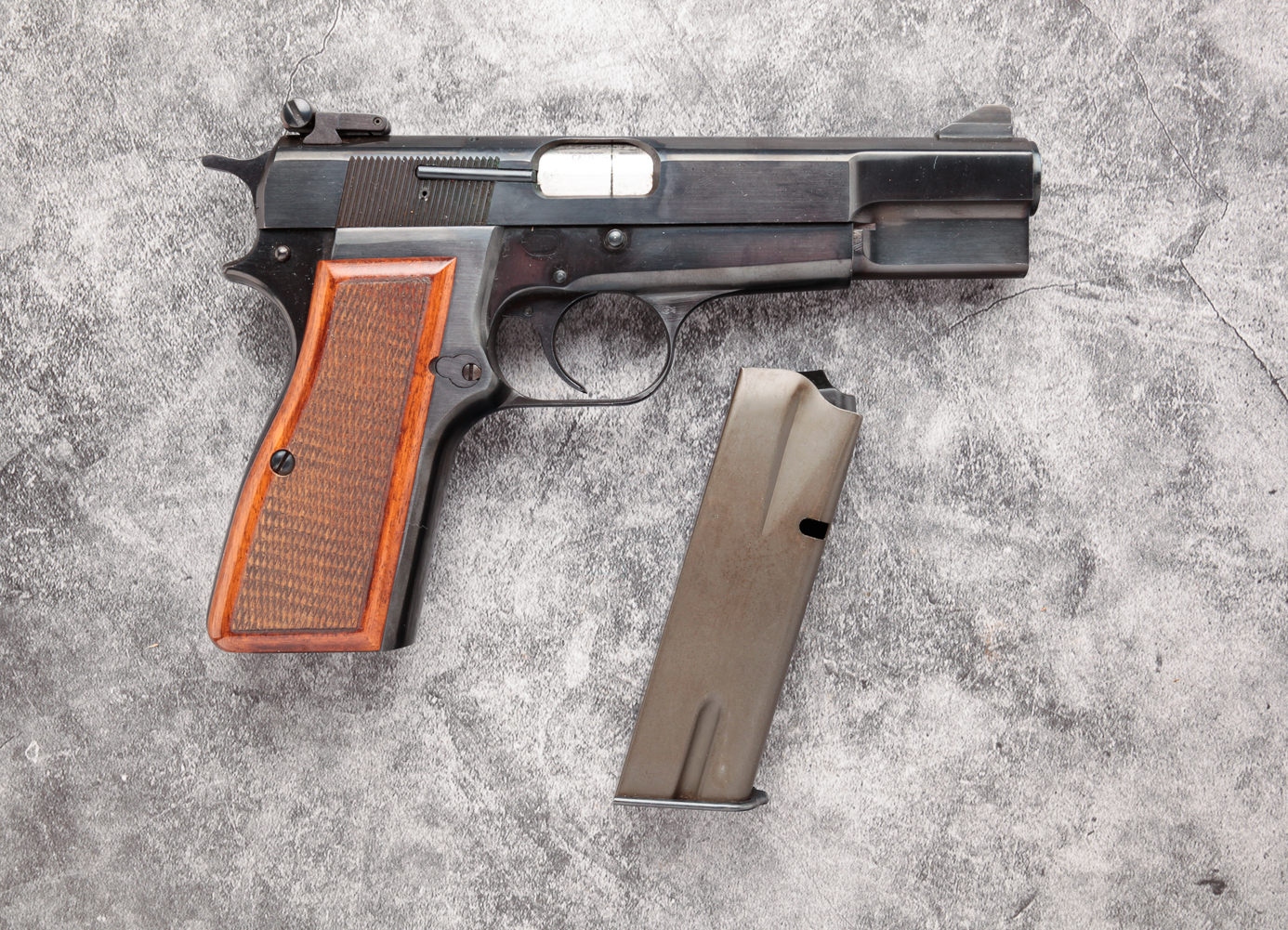 BROWNING HI POWER 9MM SEMI AUTOMATIC 31a878