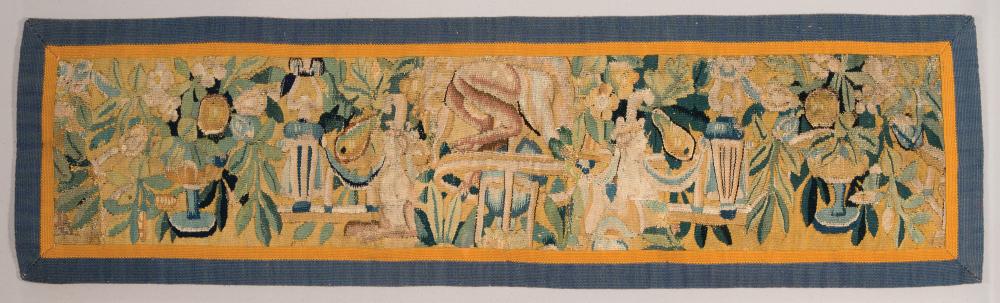 CONTINENTAL TAPESTRY FRAGMENTAntique 31aad1