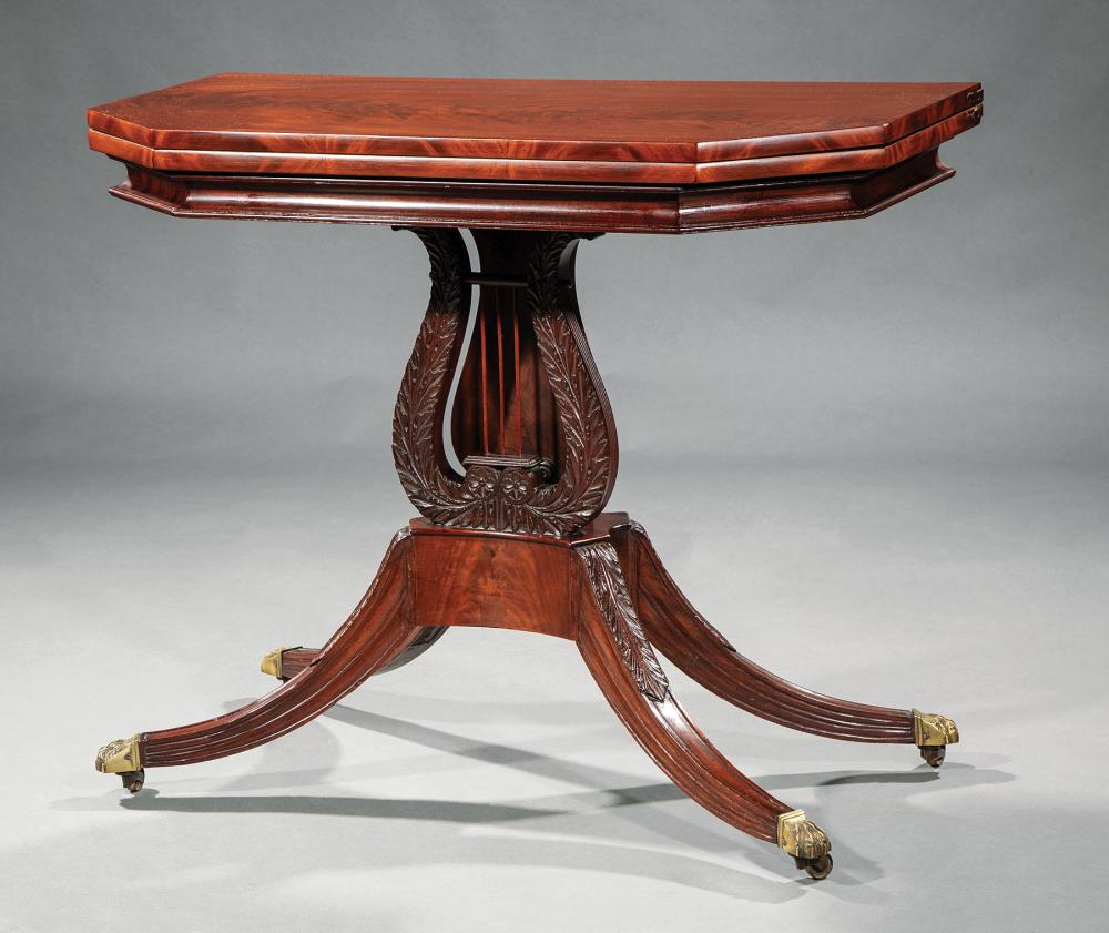 AMERICAN CLASSICAL CARVED MAHOGANY