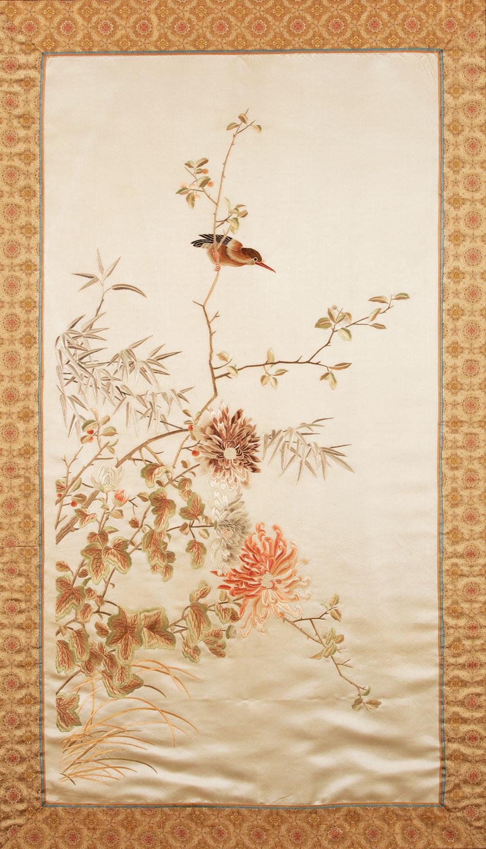 CHINESE EMBROIDERED BEIGE SILK