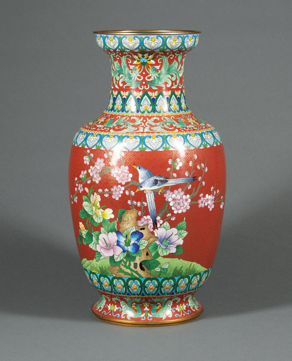 CHINESE CLOISONNE ENAMEL VASEChinese