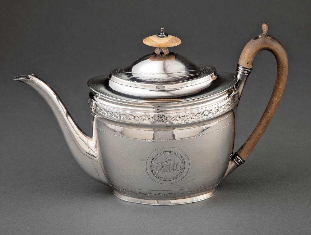 GEORGE III STERLING SILVER TEAPOTGeorge