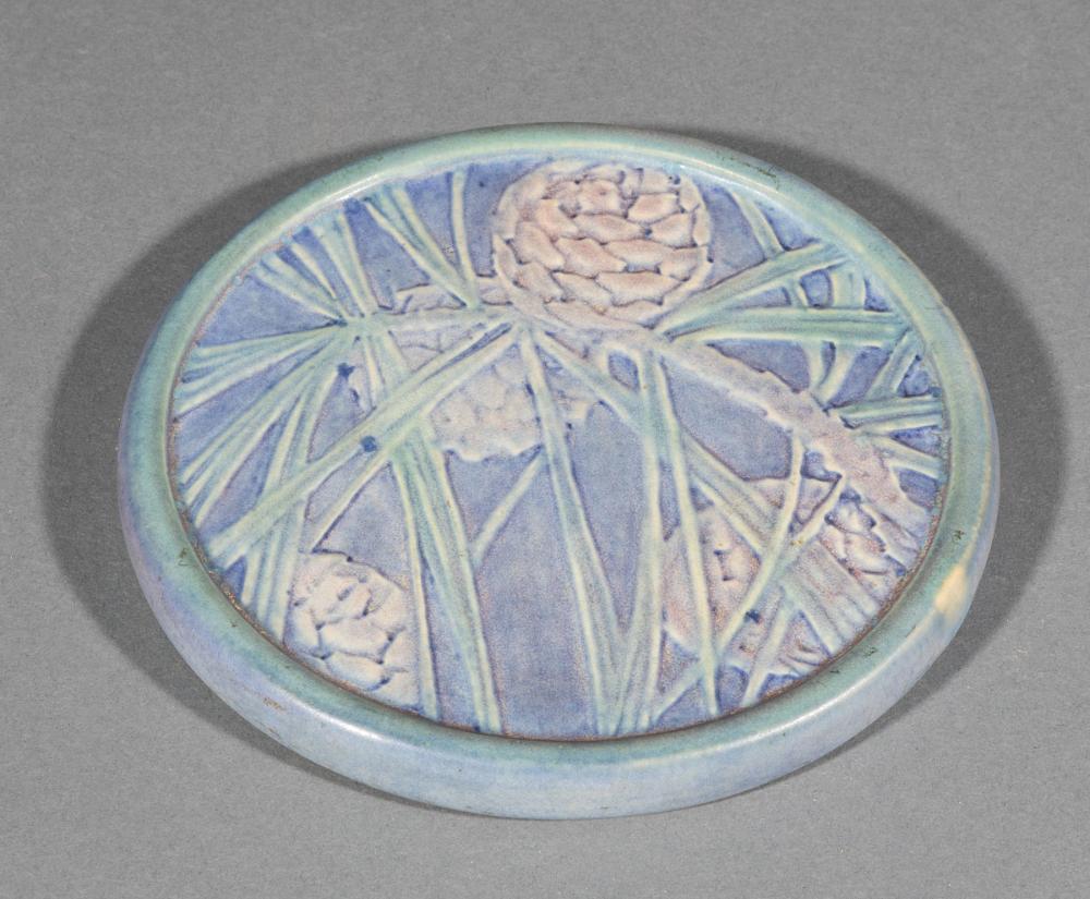 NEWCOMB COLLEGE ART POTTERY TILE TRIVETNewcomb 31ad95