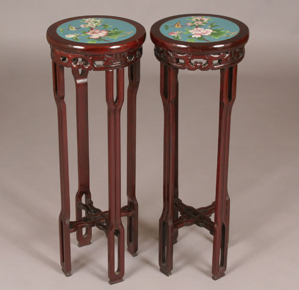 Pair Chinese stands; geometric