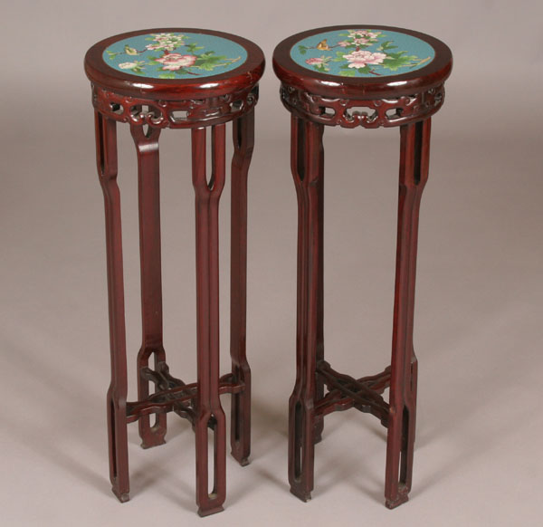 Pair Chinese stands geometric 4f7c7