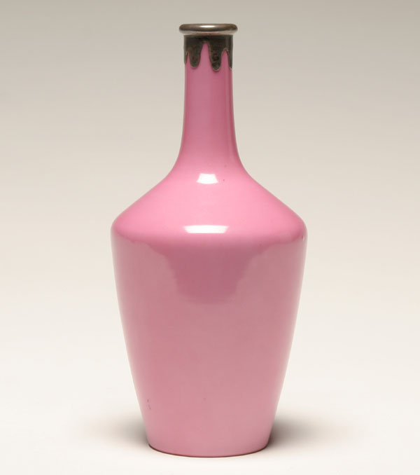 Japanese porcelain vase in rose with