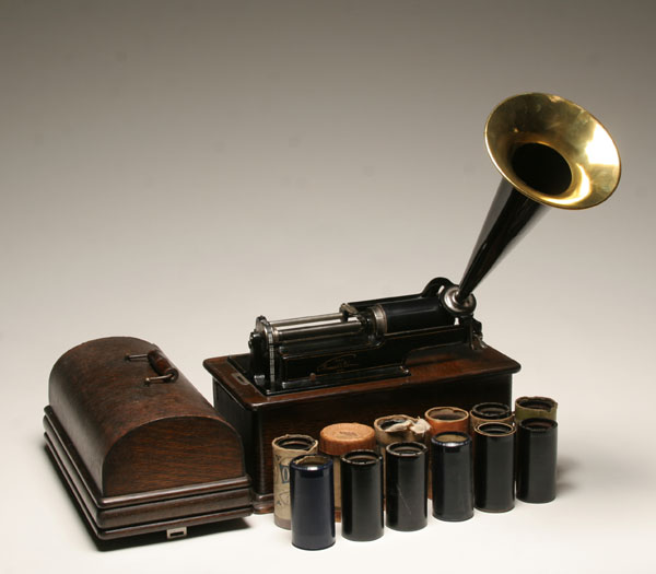 Edison home phonograph; cylinder player