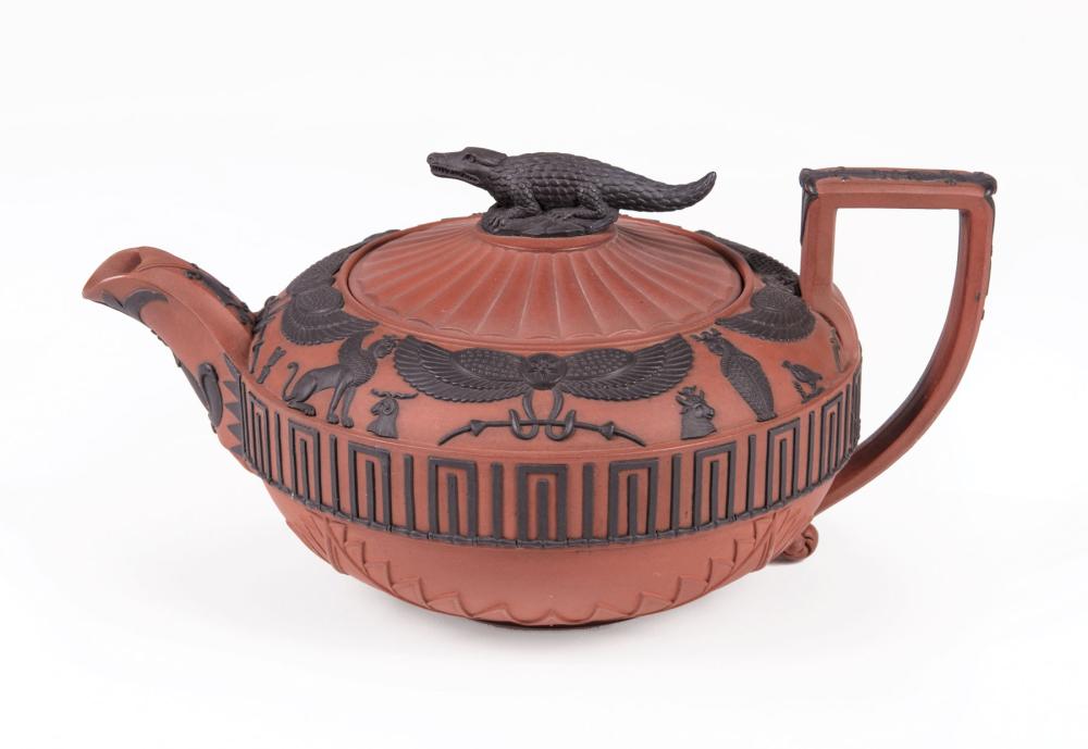 WEDGWOOD ROSSO ANTICO COVERED TEAPOTWedgwood 31b146