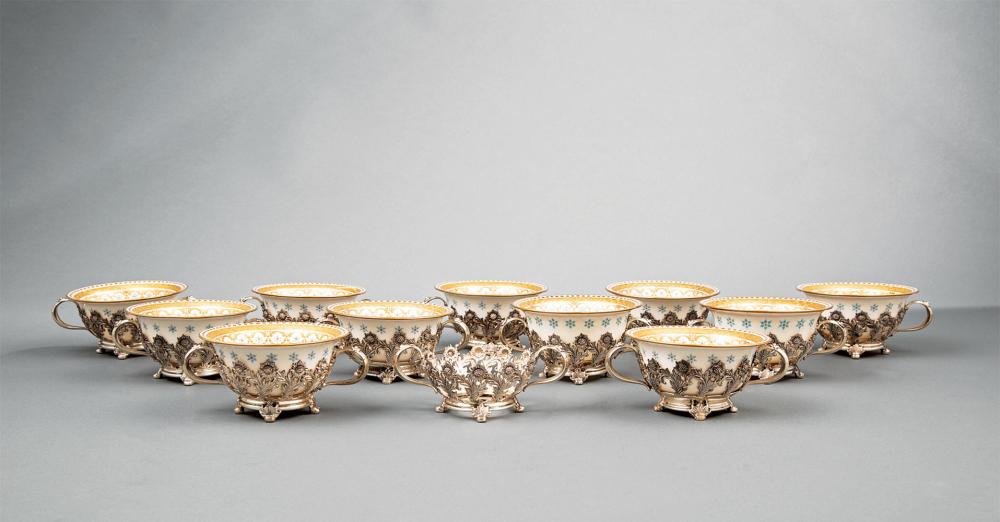 TIFFANY PATTERN STERLING BOUILLON FRAMESSet