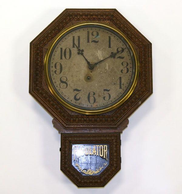 Ingraham regulator wall clock  4f832