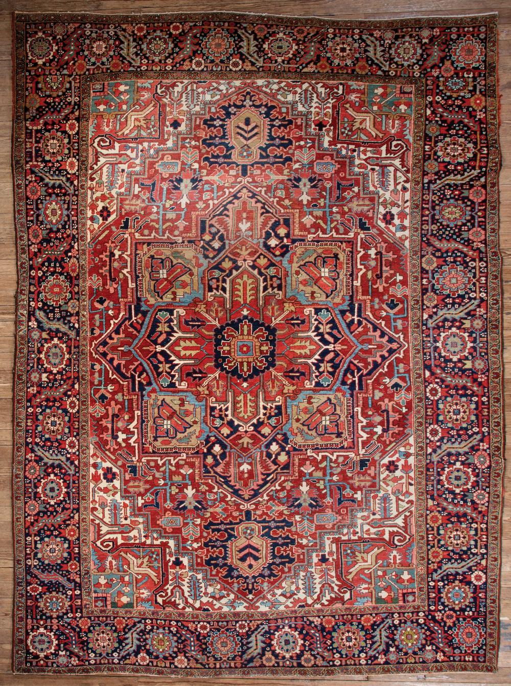 PERSIAN CARPETAntique Persian Carpet 31b2bd