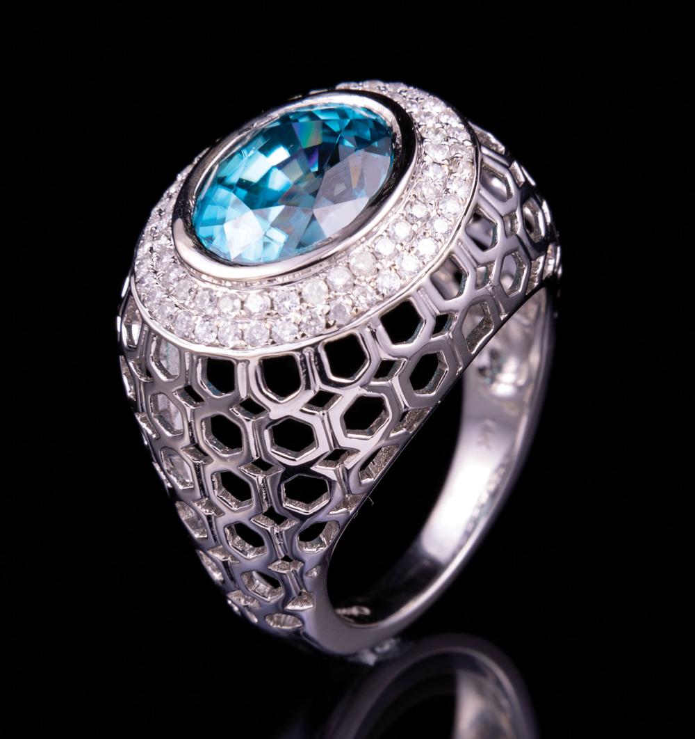 WHITE GOLD BLUE ZIRCON AND DIAMOND 31b2cc