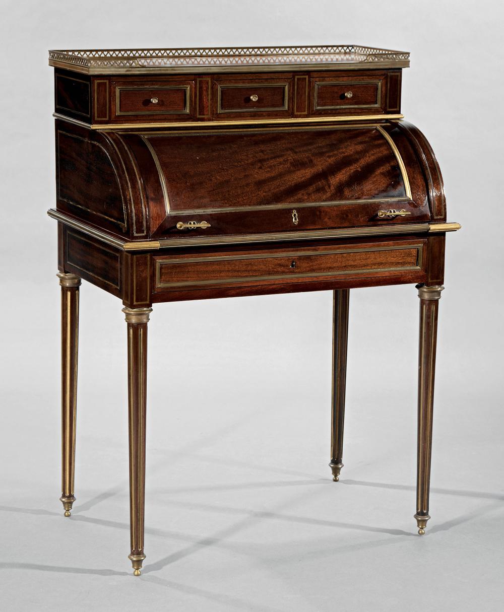 BRONZE-MOUNTED MAHOGANY BONHEUR