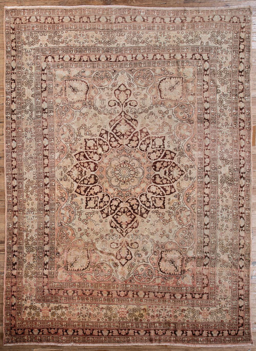 PERSIAN CARPETPersian Carpet , beige