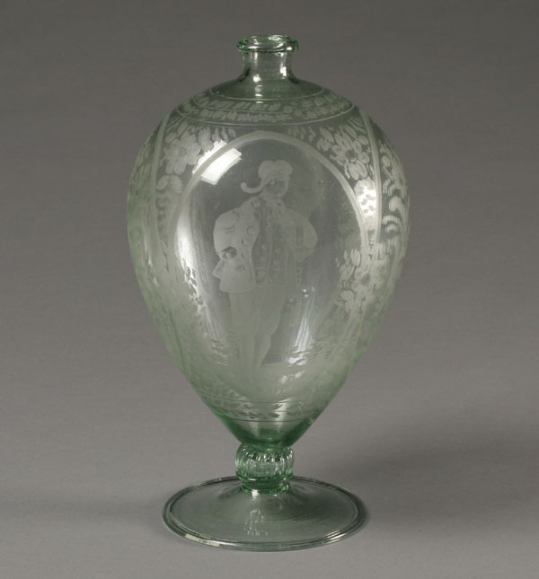 Murano Veronese art glass vase