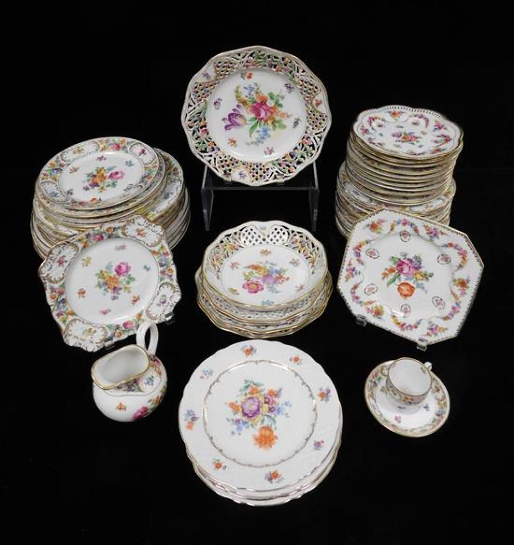 CARL SCHUMAN BAVARIAN CHINA DINNERWARE  31b503