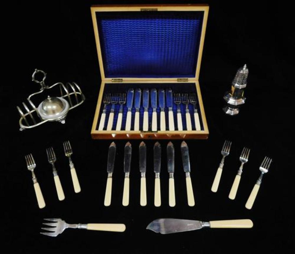 SILVERPLATE FLATWARE AND ACCESSORIES,
