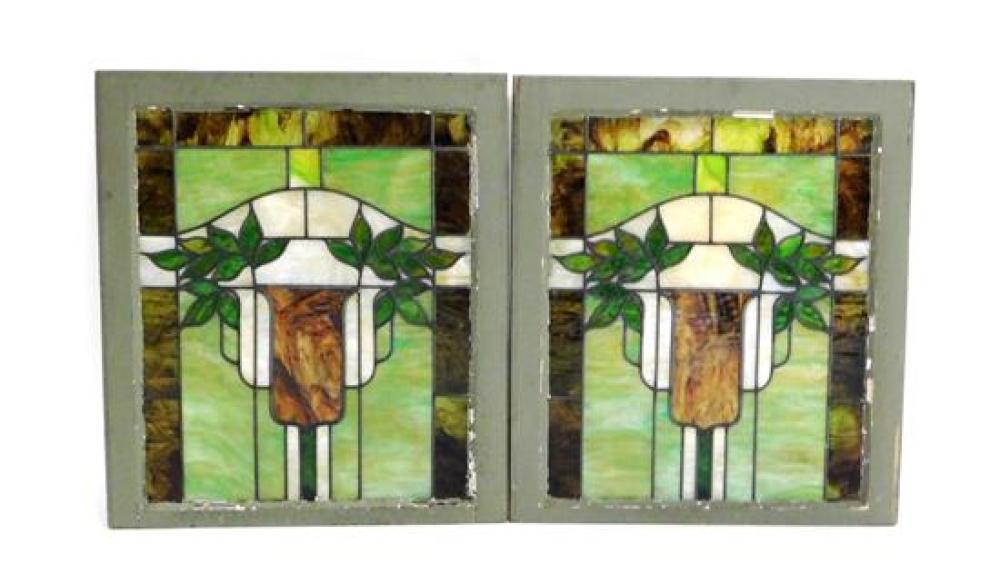 PAIR OF STAINED GLASS WINDOWS  31baf3