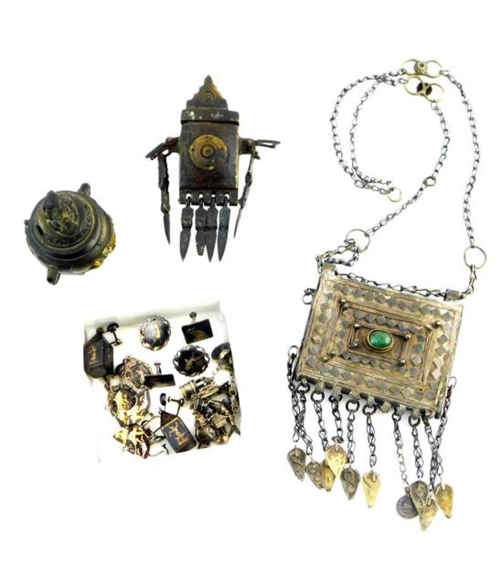 ASIAN AND MIDDLE EASTERN METALWARE 31bd35