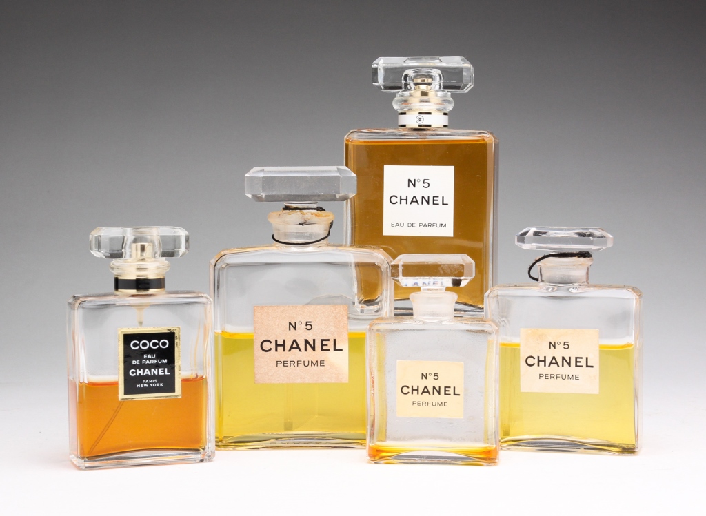 FIVE CHANEL PERFUME BOTTLES France  319759