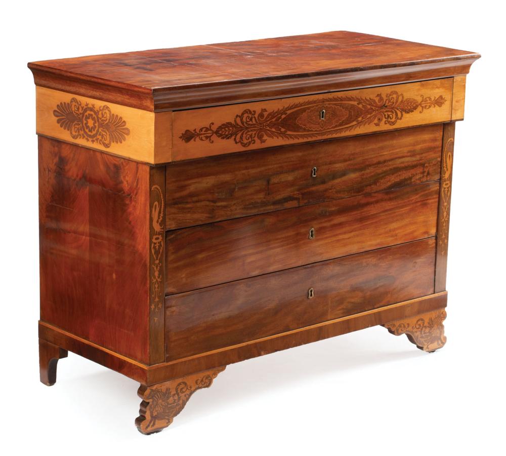 MAHOGANY AND MARQUETRY CHEST OF 3198d6