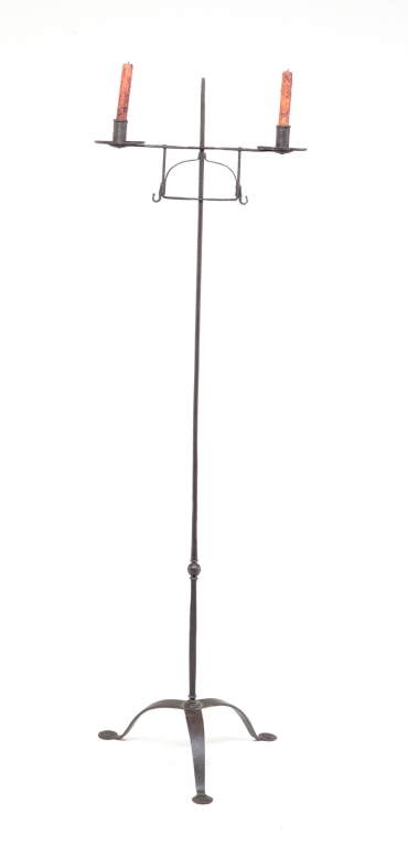 AMERICAN WROUGHT IRON CANDLE STANDING