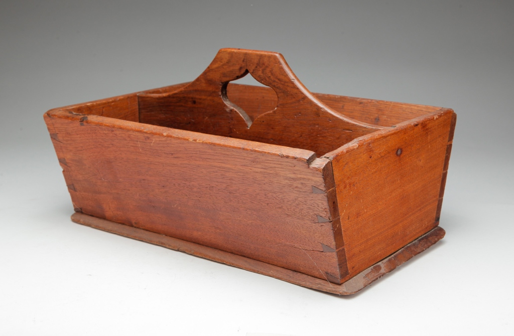 AMERICAN CUTLERY TOTE. Mid 19th
