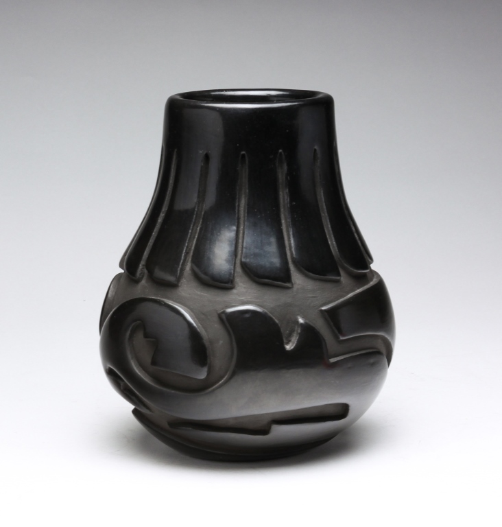 SANTA CLARA BLACKWARE POT BY ROSE