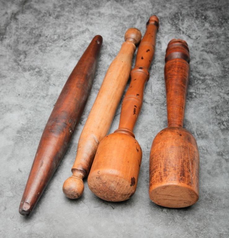 FOUR AMERICAN WOODEN KITCHEN UTENSILS.