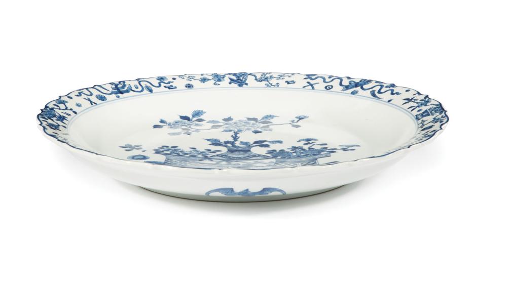 CHINESE BLUE AND WHITE PORCELAIN 319bfe