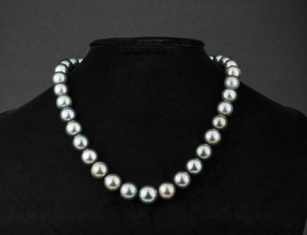 GOLD AND TAHITIAN PEARL NECKLACE14 319c98