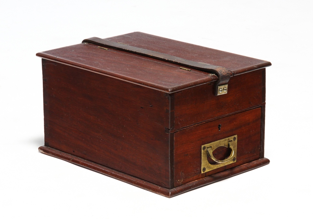 ENGLISH CASH BOX Late 19th century  319dc0