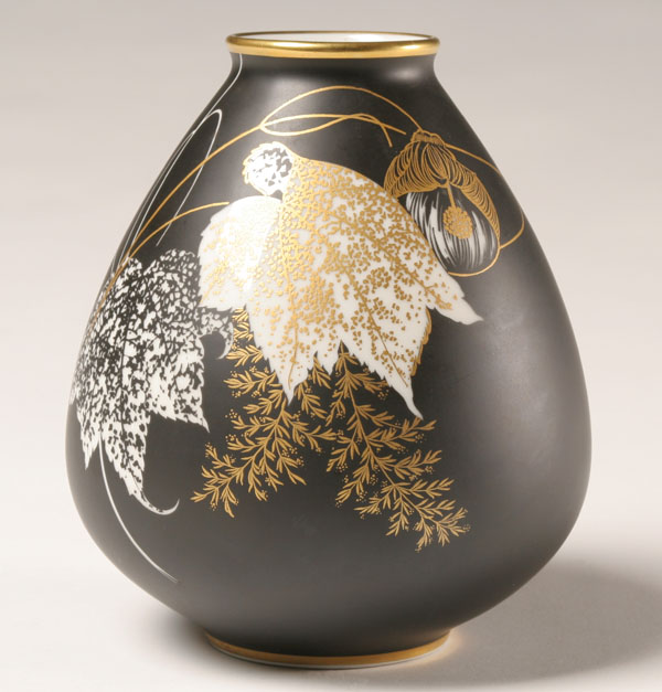 Rosenthal modern vase; Malvacea pattern,