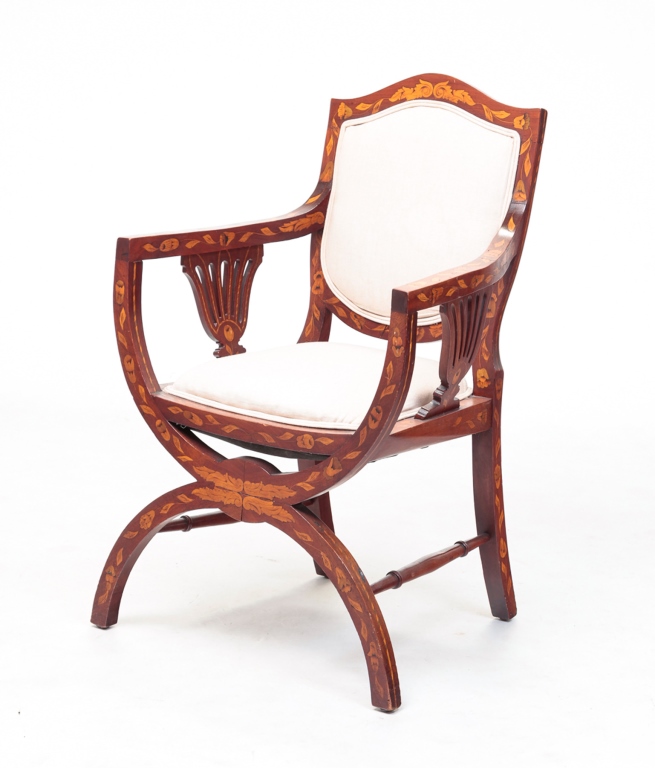 EUROPEAN ARMCHAIR WITH MARQUETRY 319e14