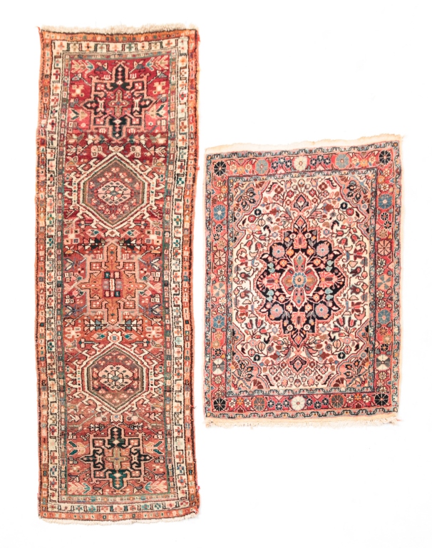 TWO ORIENTAL RUGS Late 20th century  319ee5