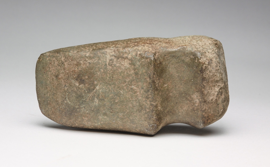 GROOVED AXE Early stone relic  319f7e