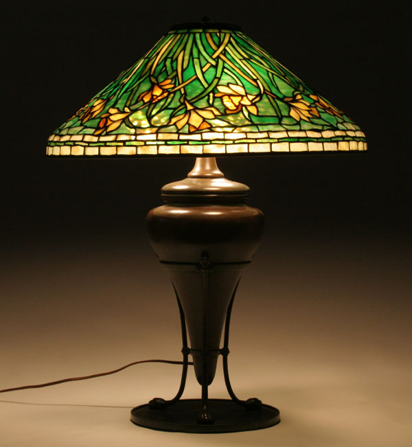 Leaded glass and bronze table lamp