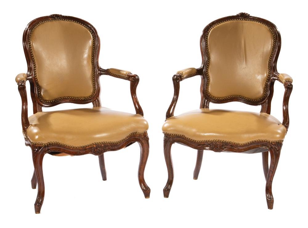 LOUIS XV STYLE FRUITWOOD FAUTEUILSPair 31a19e