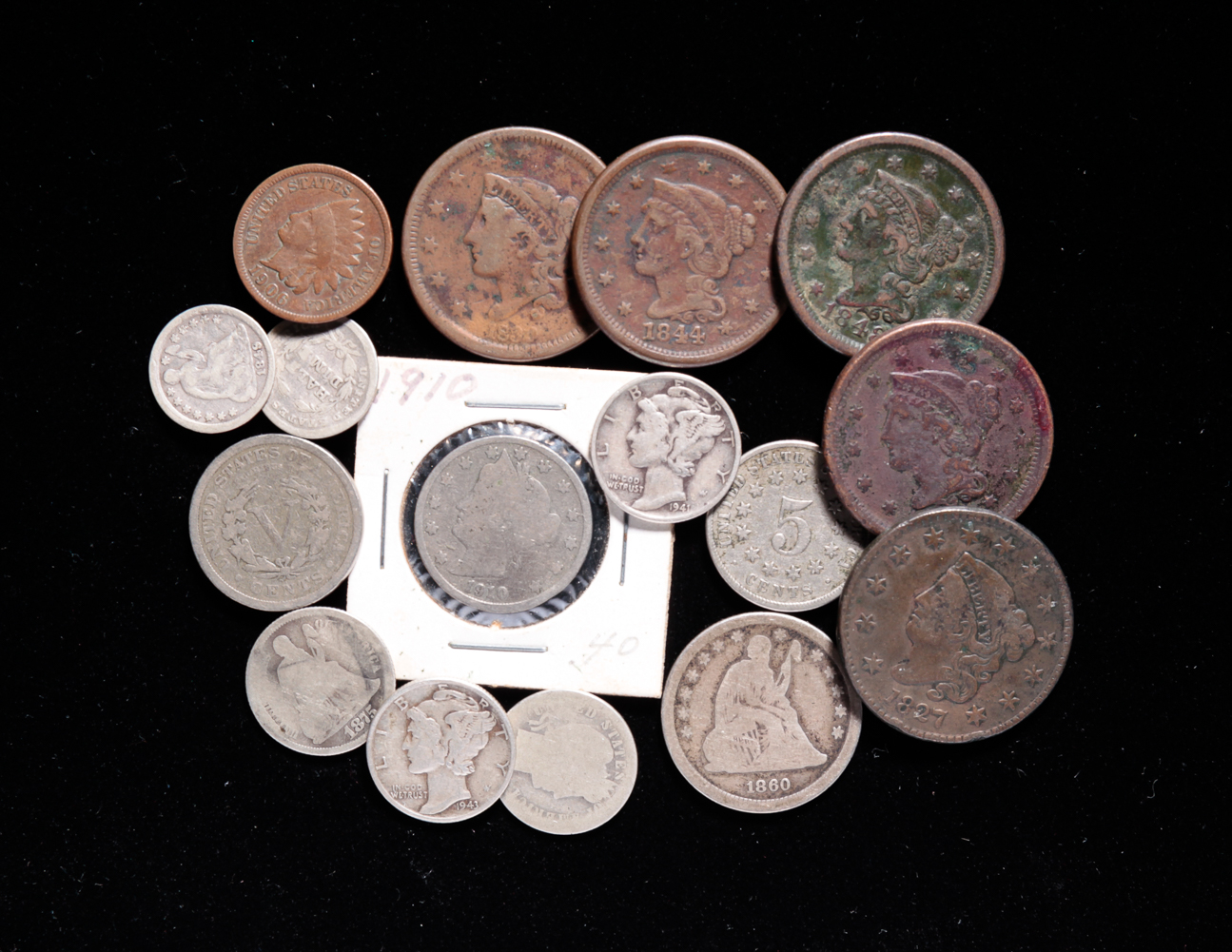 GROUP OF AMERICAN COINS INCLUDING 31a207