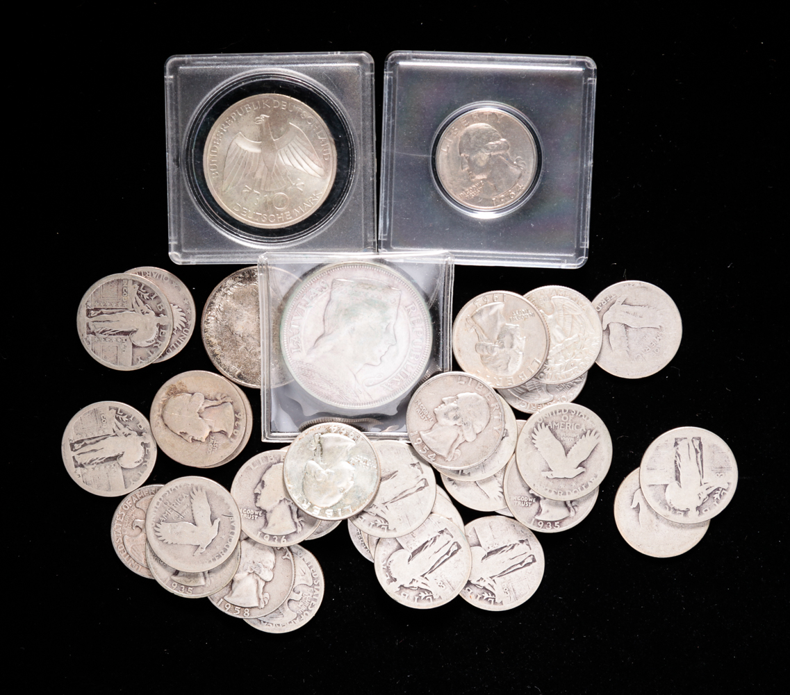 COLLECTION OF SILVER COINS Collection 31a21c