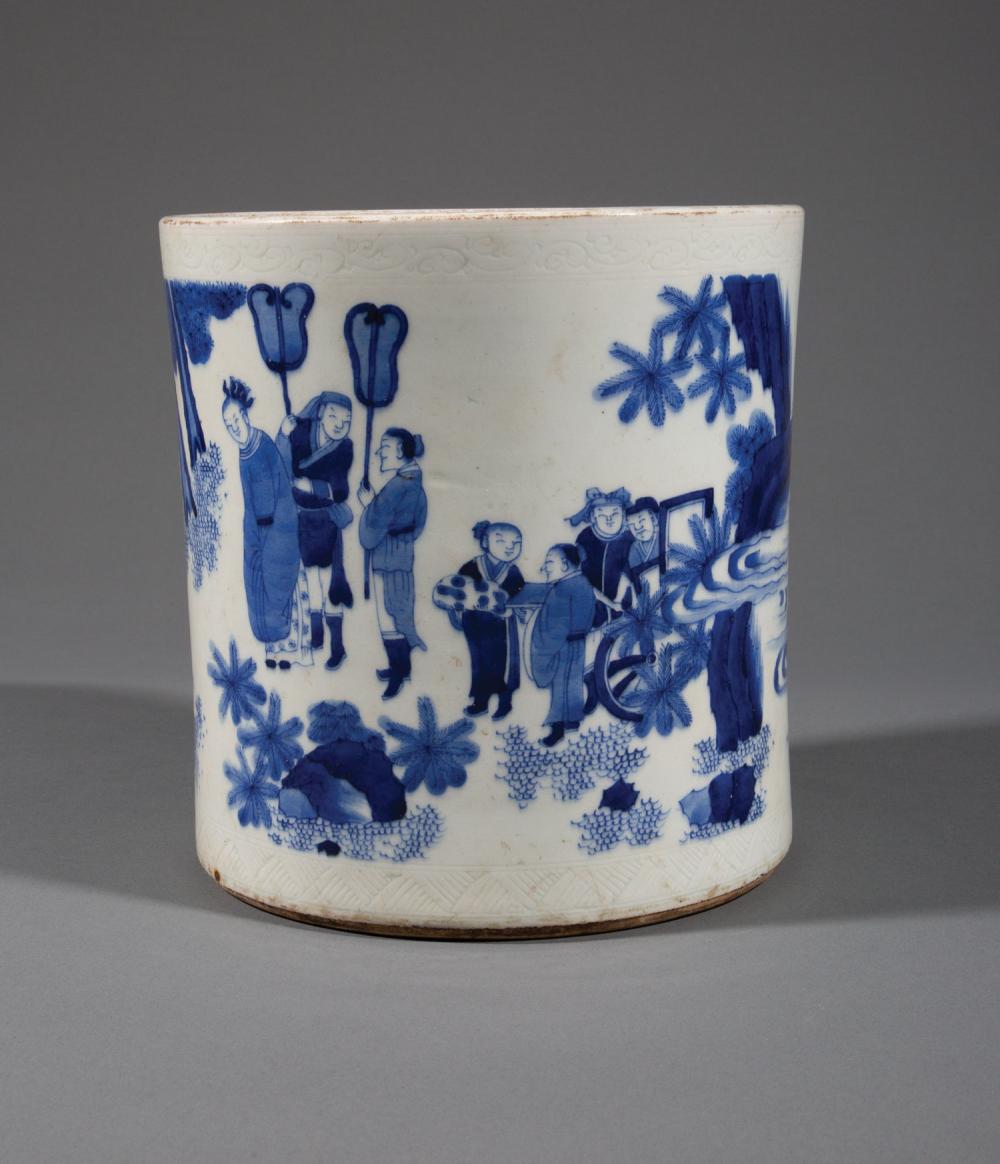 CHINESE BLUE AND WHITE PORCELAIN 31a417
