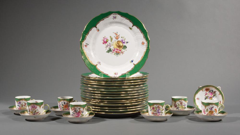 HEREND PORCELAIN PARTIAL DINNER SERVICEHerend