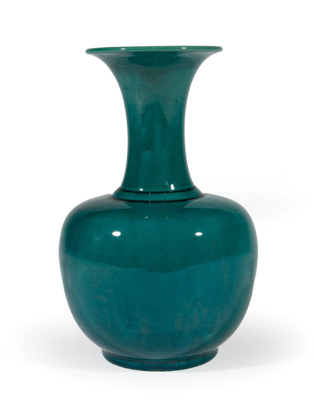 CHINESE TURQUOISE GLAZED PORCELAIN 31a4df